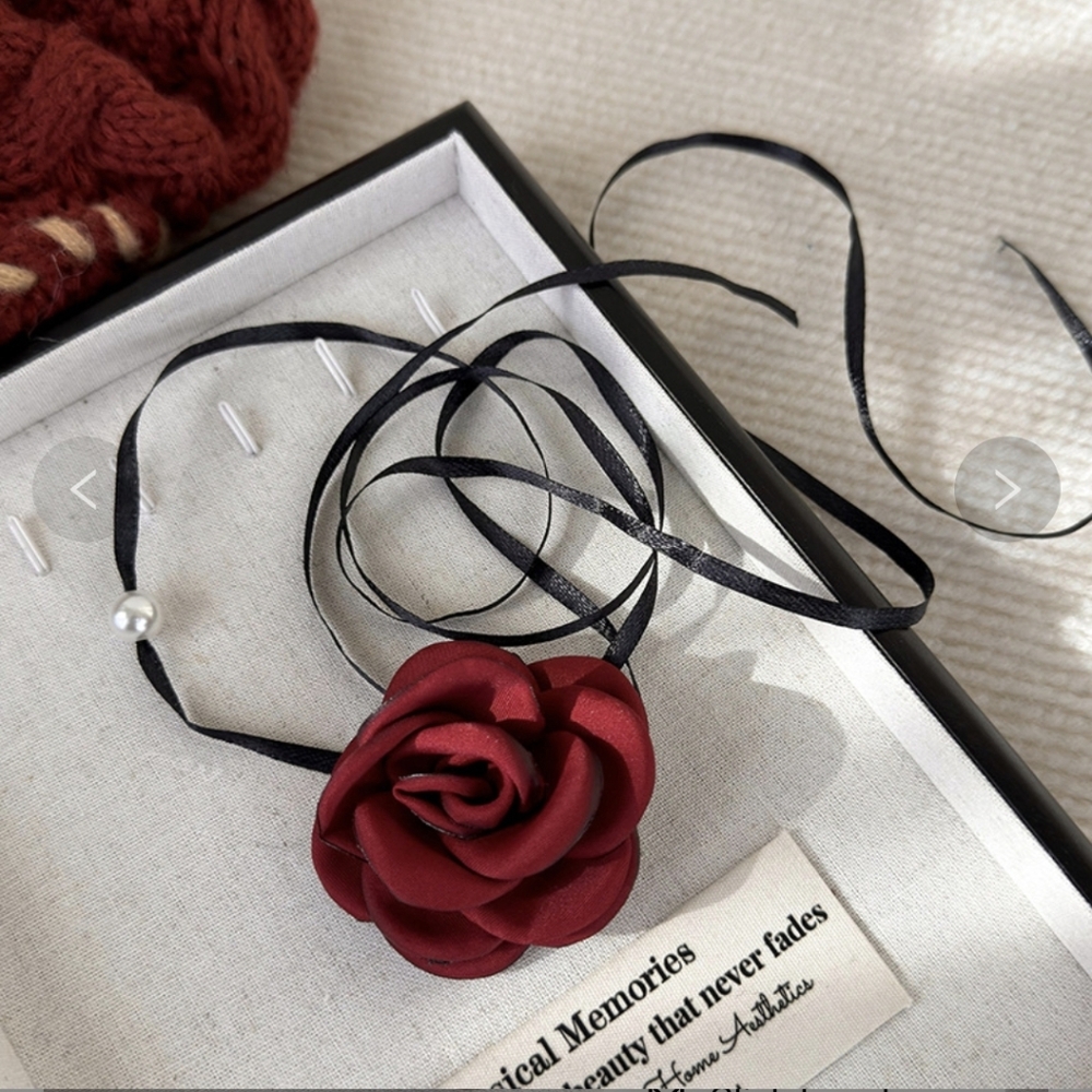 Elegant Red Rose Ribbon Choker